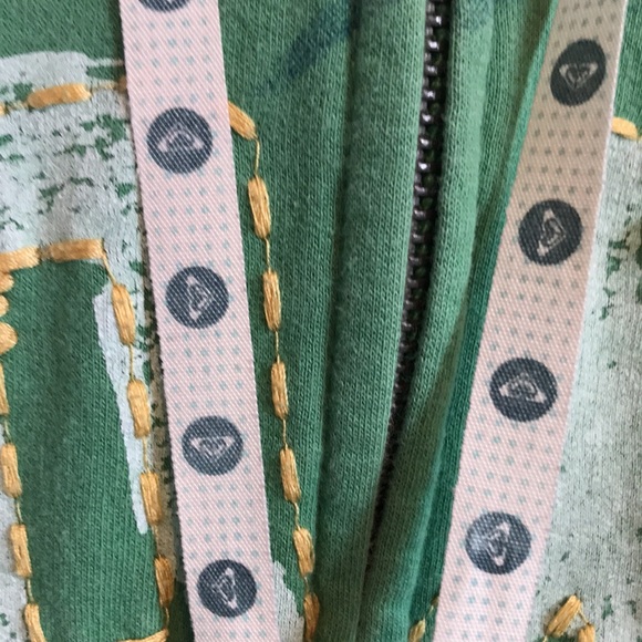 ROXY Women’s Zip up hoodie - Picture 4 of 11